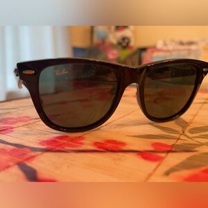 Ray-Ban RB2140 Original Wayfarer Polarized Square Sunglasses